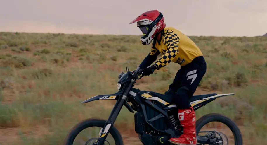 Sur-Ron Ultra Bee R